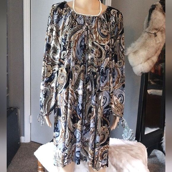 Connected Woman Apparel Woman’s Size 18W Paisley Print Scrunchy Midi Dress - Picture 8 of 8